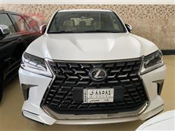 لێکزس LX